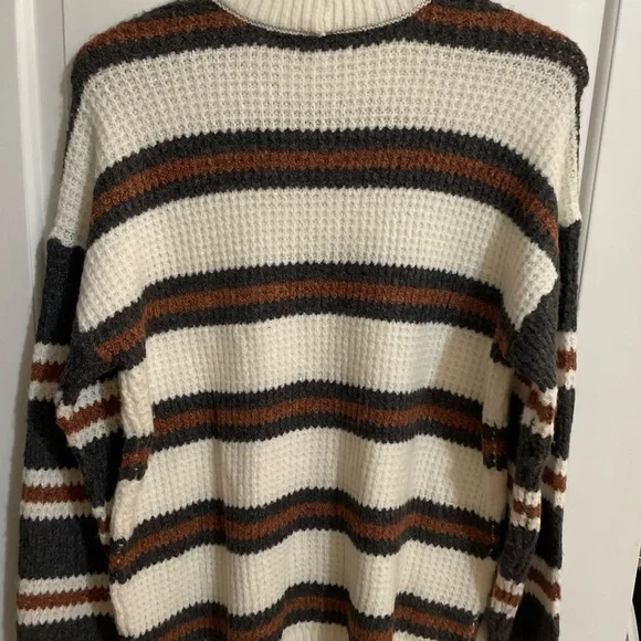 American Eagle Knit Oversized Fall Sweater Size XS - Picture 2 of 4
